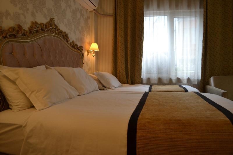 In Istanbul Hotel Exteriör bild